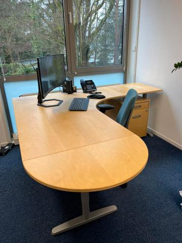 Ikea bureau en ladekast