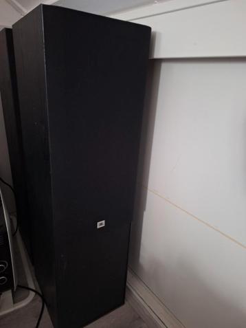 2  jbl speakers