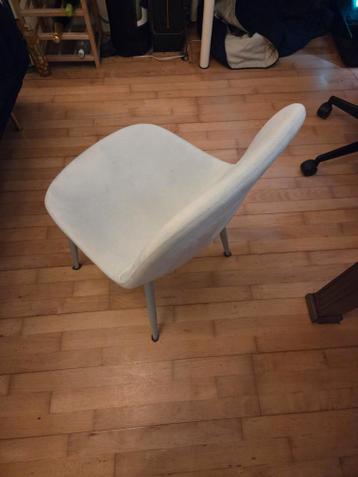 Stoelen 4x (Gratis)