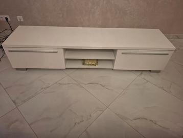 Moderne witte tv kast