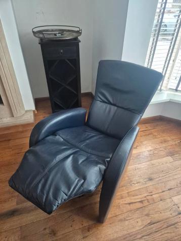 Blauwe relax stoel