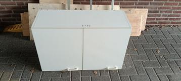 Gratis: Net keuken hangkastje 900x570x350 mm
