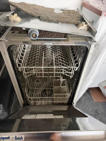 Kapotte vaatwasmachine - gratis op te halen