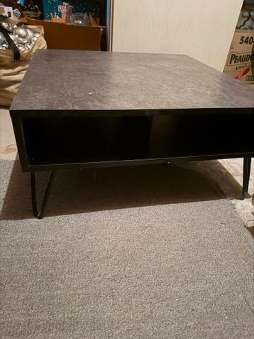 Nette salontafel voor tweede ronde - €10