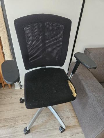Bureaustoel gratis op te halen