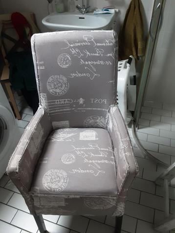 Gratis op te halen Set van twee grijze stoeltjes