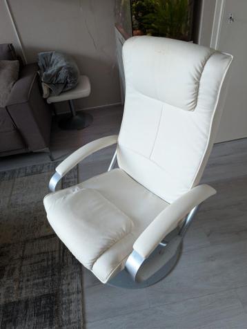 Draaistoel met voetenbankje