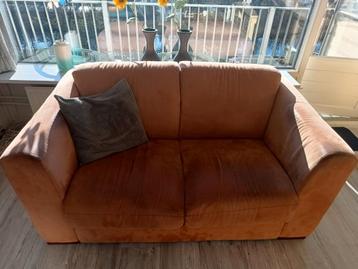 Camel kleurige bank GRATIS op te halen