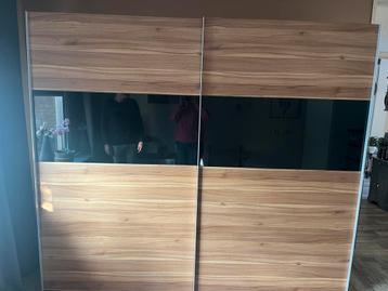 Schuifdeur kleding kast