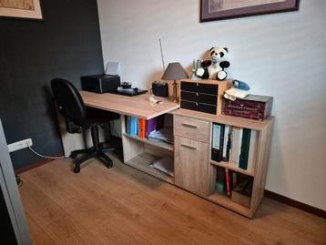 Bureau met stoel - Prima staat