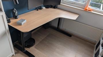 IKEA BEKANT hoekbureau rechts 160x110cm - Eikenfineer/Zwart
