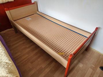 éénpersoons bed  89x195