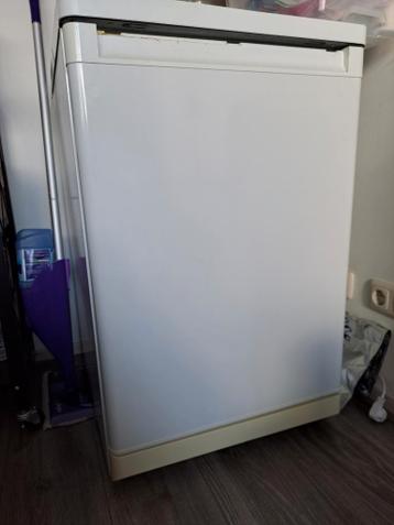 GRATIS: Bosch tafelmodel koelkast