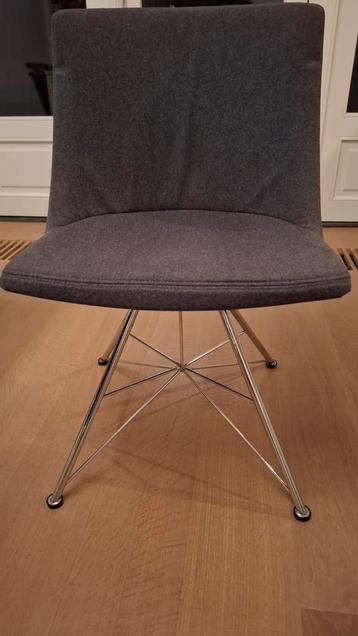 5 gebruikte donker grijze eetkamerstoelen gratis max vrijdag