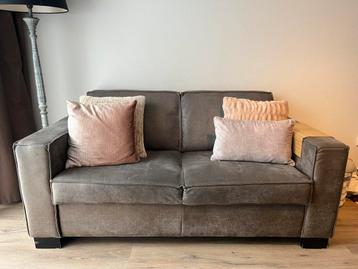 Gratis 2-zits bank grijs