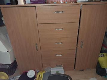 Nog een prima kast moet zsm weg