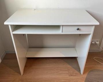 Gratis - wit vintage kinder bureau