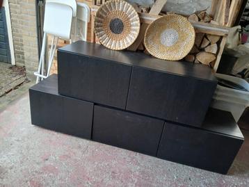 ** Gratis af te halen IKEA BESTA KAST **