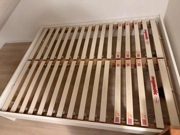 Bed 160x200 met verstelbaar hoofdeinde