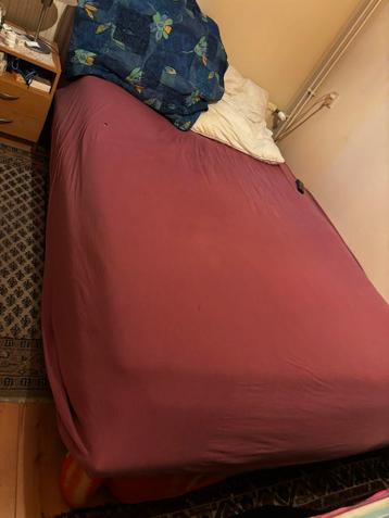 Gratis bed met matras zsm afhalen in roermond