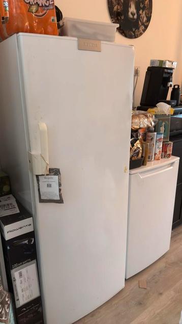 Gratis op te halen: werkende koelkast en vriezer