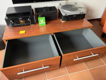 Televisiemeubel, gratis