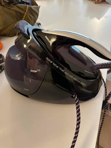 Kapotte Philips PerfectCare Elite GC9650/80