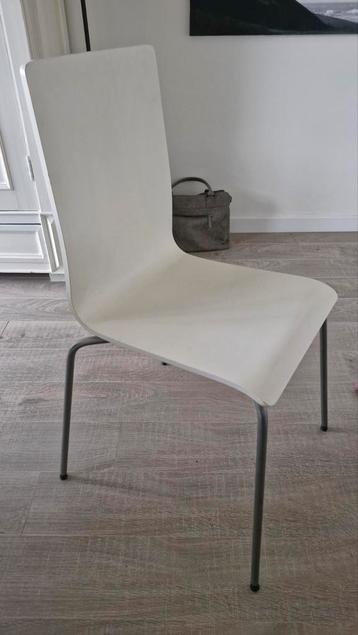 Gratis afhalen: eenzame stoel Martin van Ikea