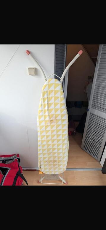 Strijkplank gratis op te halen