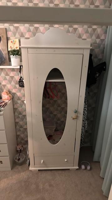 Kledingkast voor dames