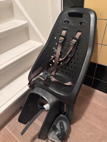 Gratis: Yepp Achterzitje met 2x bevestiging voor achterrek