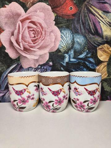Set van 3 kopjes (gratis)