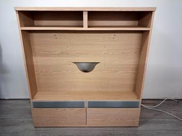 Mooie Ikea TV kast - Gebruikt
