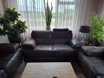 Gratis af te halen 3 x tweezits bankstel microleder.