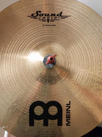 Gezocht: Meinl Soundcaster 16