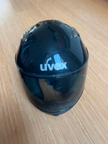 Uvex helm maat 57 (medium)