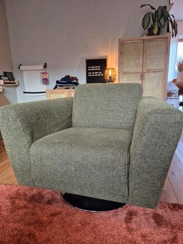 Gratis op te halen: Groene draaifauteuil