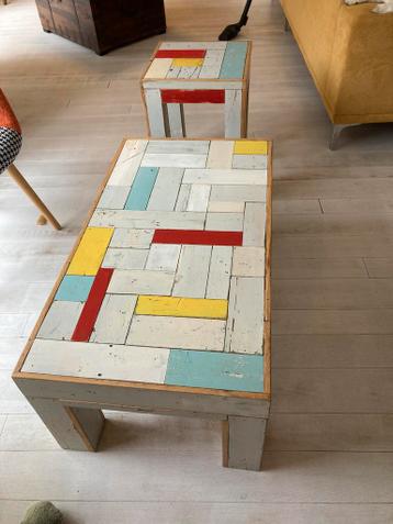 Salontafel met bijpassend klein tafeltje (gratis)