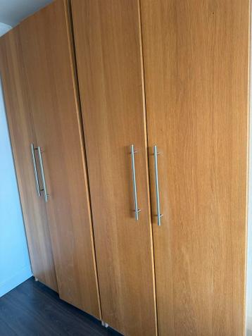 GRATIS Grote Ikea Kast / Kledingkast - Amsterdam Oosterpark