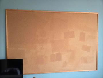 Prikbord van kurk 1,50 x 1.00 meter