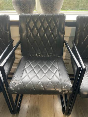 8 Stoelen - Gratis af te halen in Someren