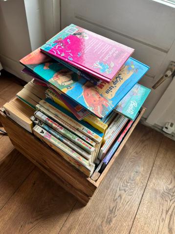 Kist vol diverse kinderboeken (kist niet inbegrepen)