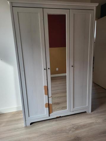 Kledingkast 131x190 - Gratis Afhalen