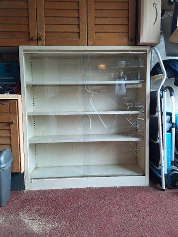 opbergkast metaal/2 glazen schuifdeuren