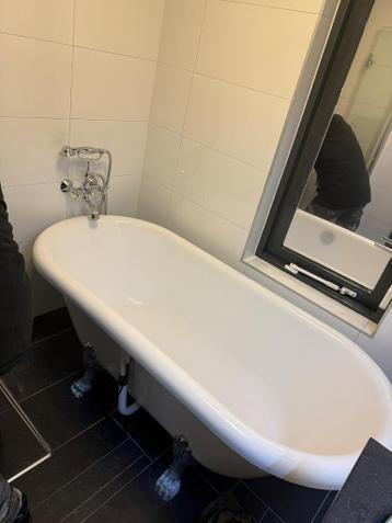 GRATIS! Vrijstaande badkuip met badkraan