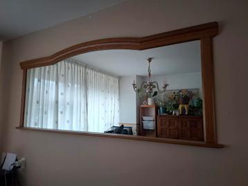 Spiegel met eikenhouten lijst