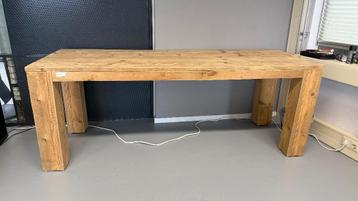 Houten eettafel (6p) gratis af te halen