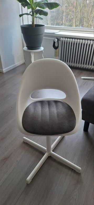 Gratis IKEA kinderbureaustoel