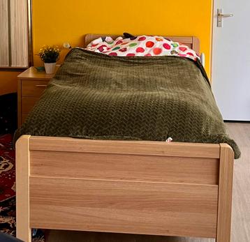 Gratis Ledikant 2x1 m incl electr lattenbodem