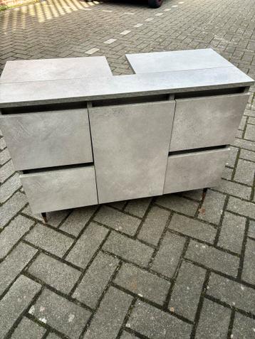 Wastafelmeubel met 4 lades en 1 deur - Gebruikt